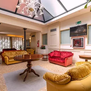 Bella Hotel Venice
