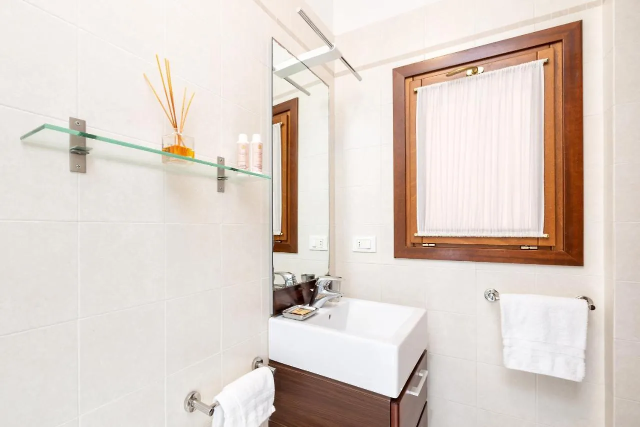 Residence Ca' Foscolo Venice Italy