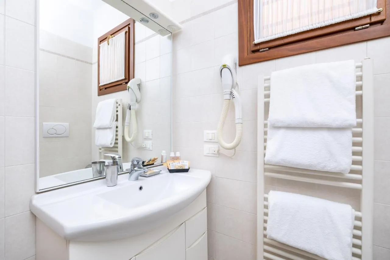** Aparthotel Residence Ca' Foscolo Venice Italy